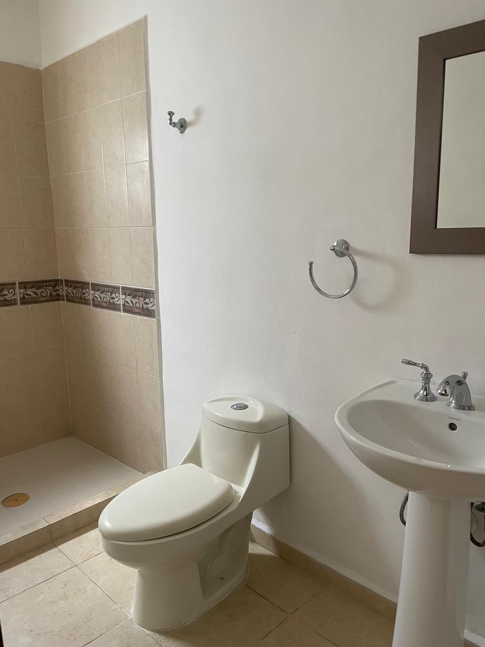 CASA EN RENTA QUINTA MADEIRA - Imagen 19