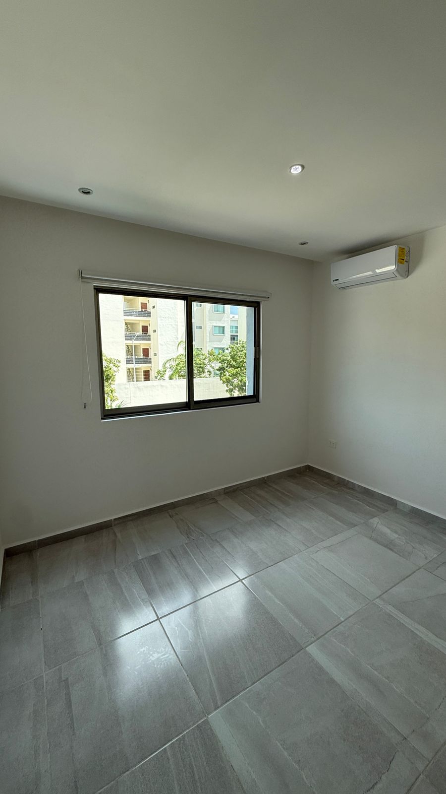 DEPARTAMENTO EN VENTA EN LA AVENIDA HUAYACAN CANCUN - Imagen 4