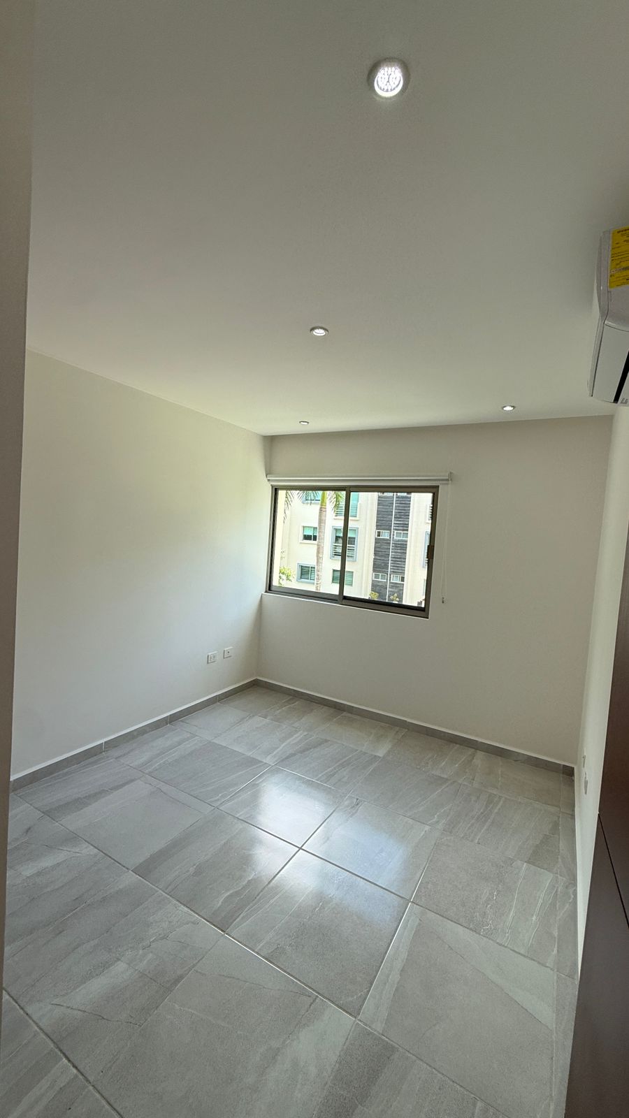 DEPARTAMENTO EN VENTA EN LA AVENIDA HUAYACAN CANCUN - Imagen 5