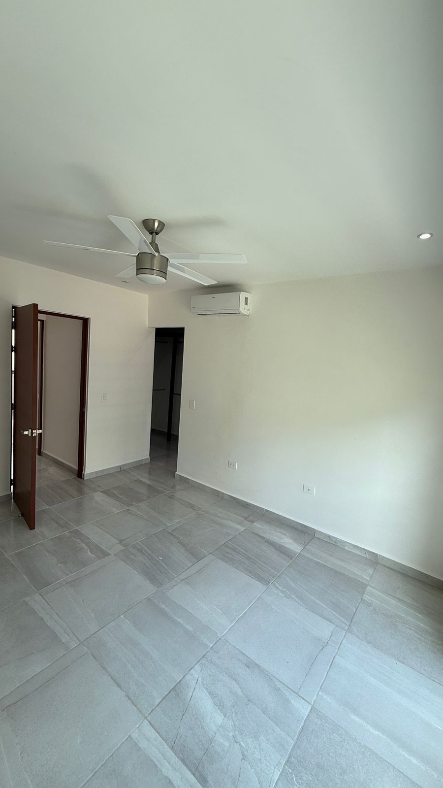 DEPARTAMENTO EN VENTA EN LA AVENIDA HUAYACAN CANCUN - Imagen 8