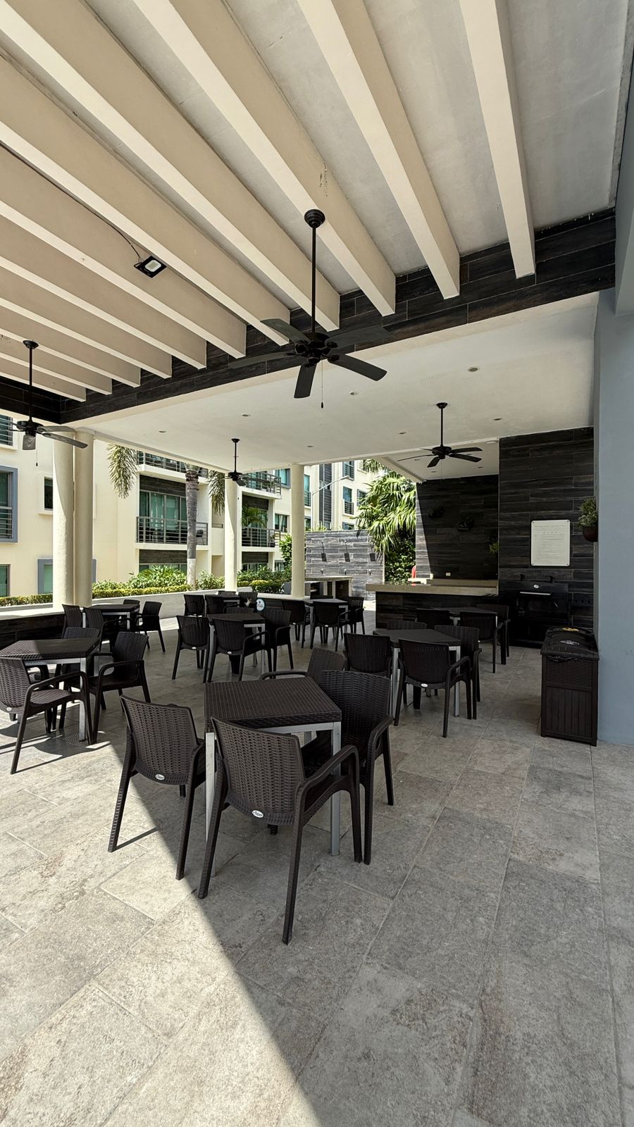 DEPARTAMENTO EN VENTA EN AVENIDA HUAYACAN CANCUN - Imagen 2