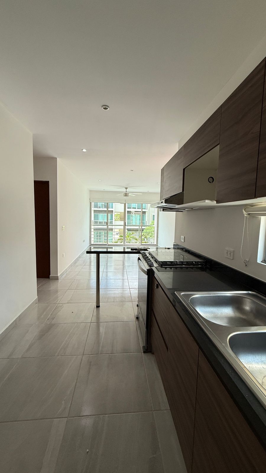 DEPARTAMENTO EN VENTA EN AVENIDA HUAYACAN CANCUN - Imagen 4