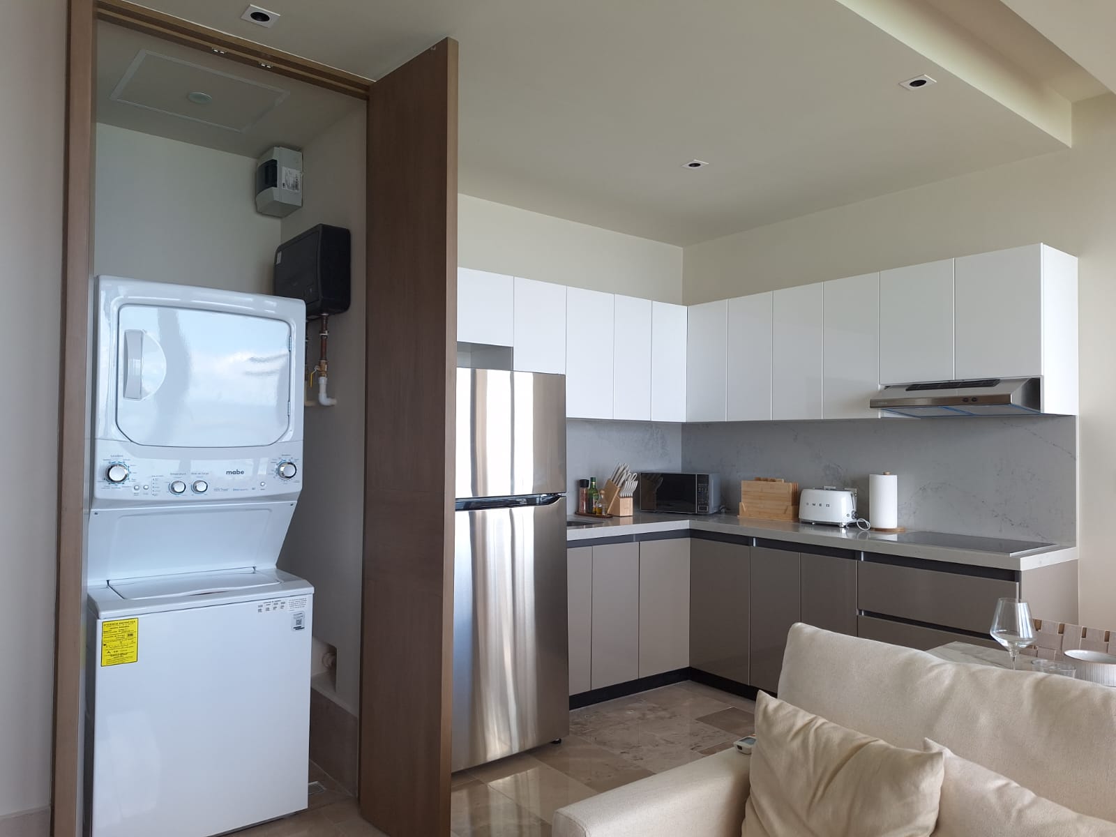 DEPARTAMENTO NUEVO EN VENTA FRENTE AL MAR EN PUERTO MORELOS - Imagen 4