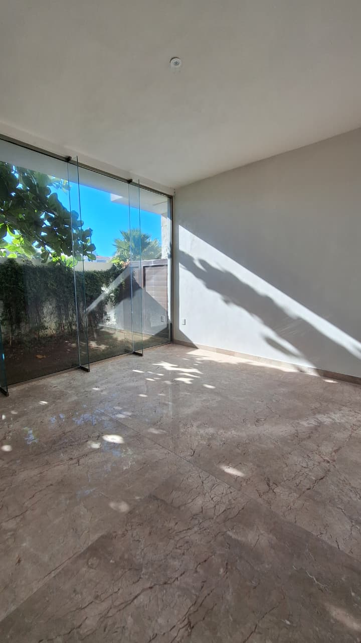 CASA EN RENTA O VENTA RESIDENCIAL ISLA DORADA CANCUN ZONA HOTELERA - Imagen 15